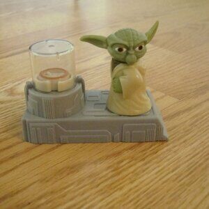 Star Wars McDonald's Happy Meal Kid Toy Clone Wars Master Yoda Force Levitation